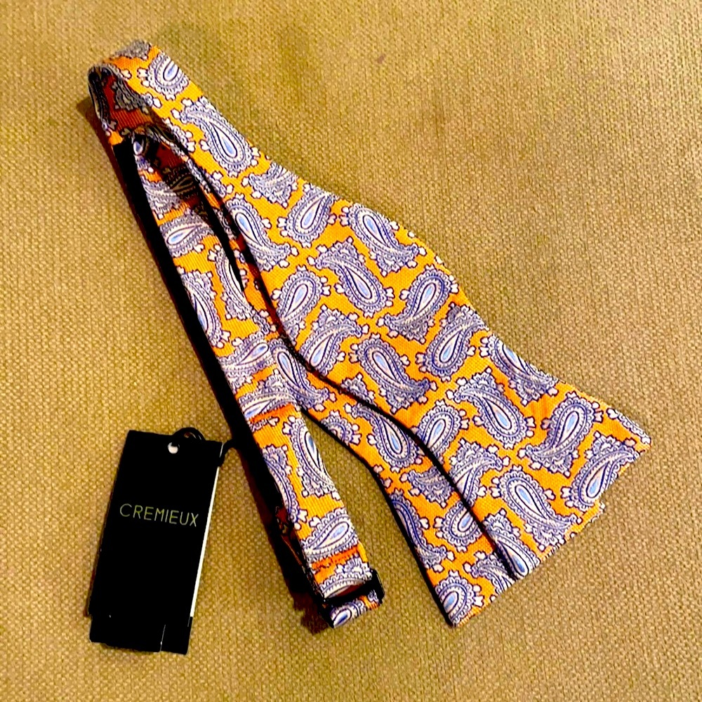 Daniel Cremieux Men’s Bow
